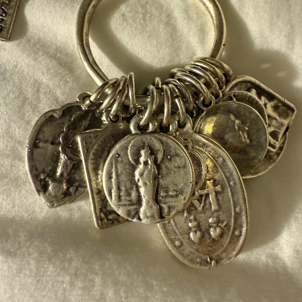 Silver Pendant Necklace - Picture 2 of 6